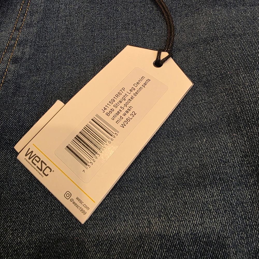WeSC Bob Straight Leg Denim Jeans Mid Blue Wash 36 x 32 Unisex Fits 39 x 32 NWT - Picture 2 of 15